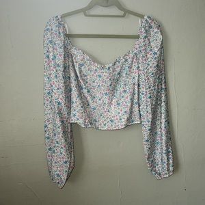 Long sleeve crop top